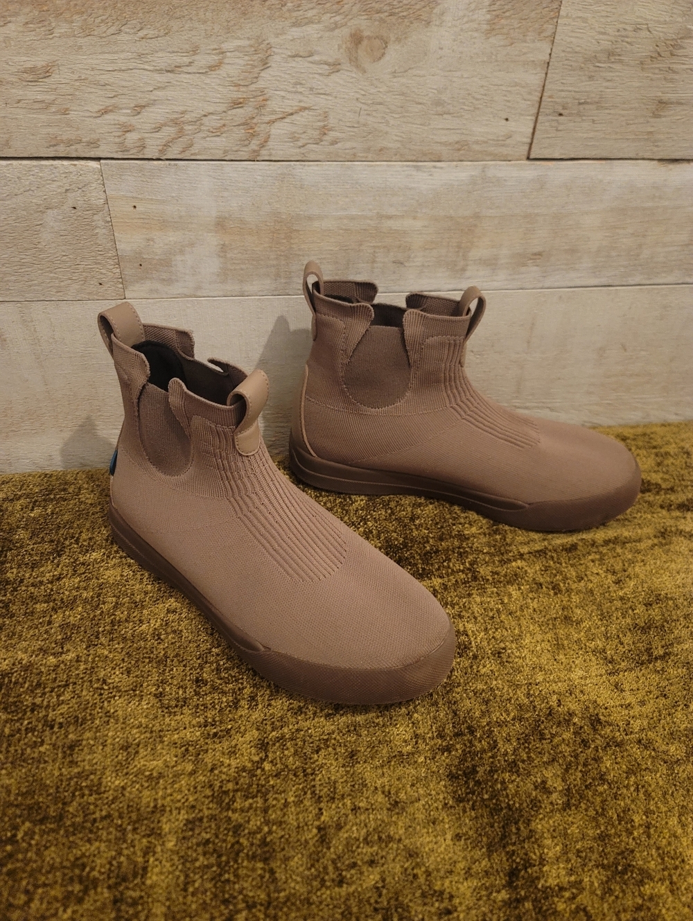 Vessi Weekend Chelsea Boots